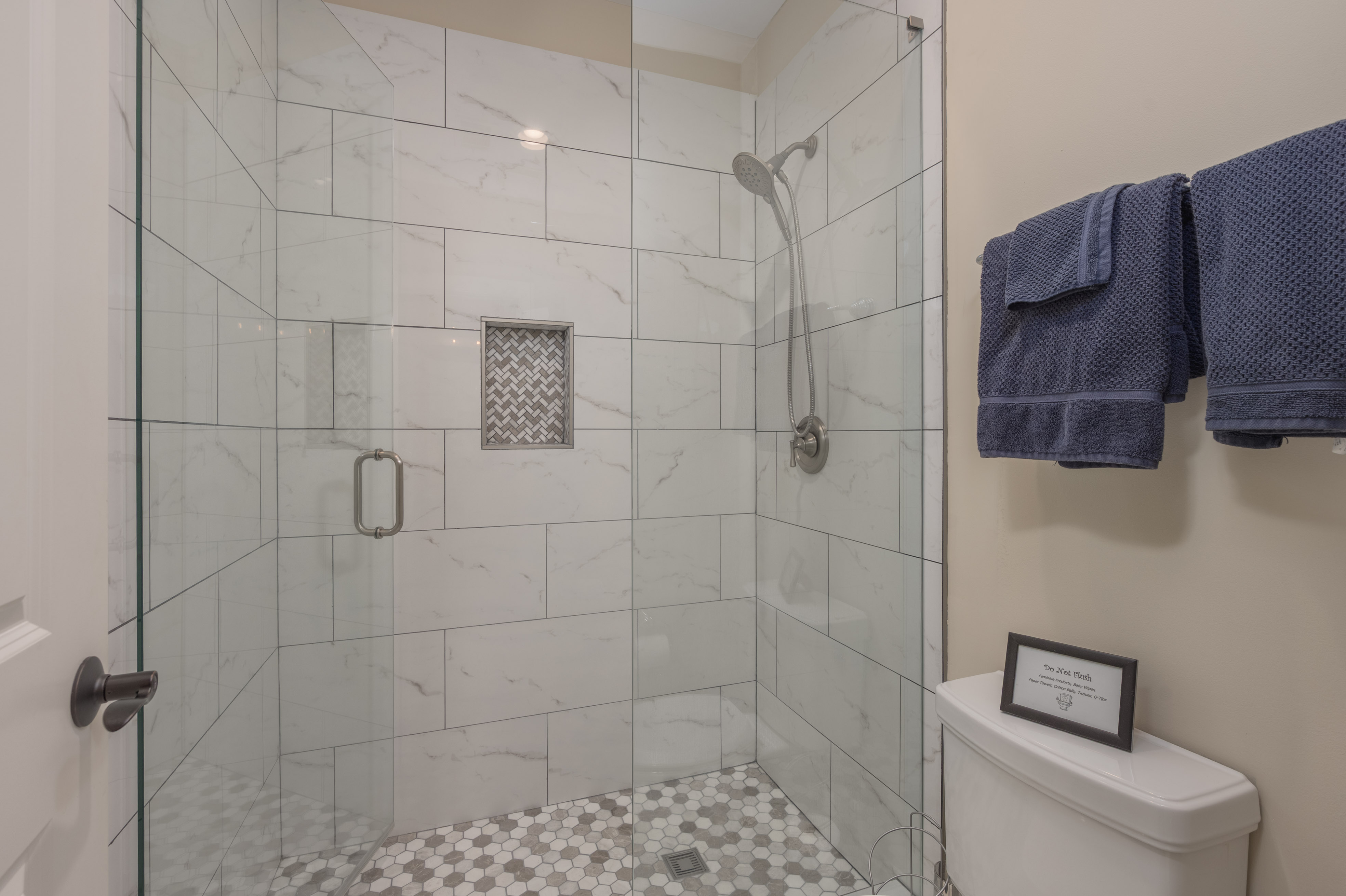 1091 Starboard Drive image 22